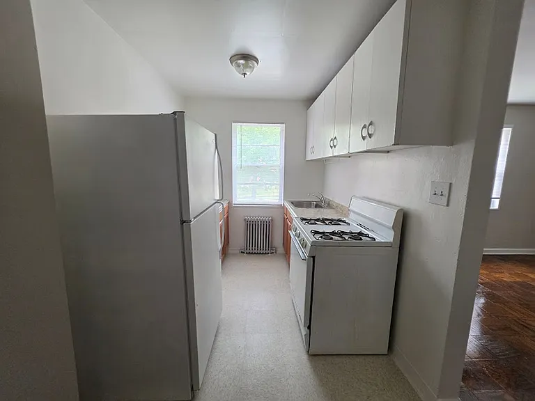 3393 Blaine St NE — Photo 11