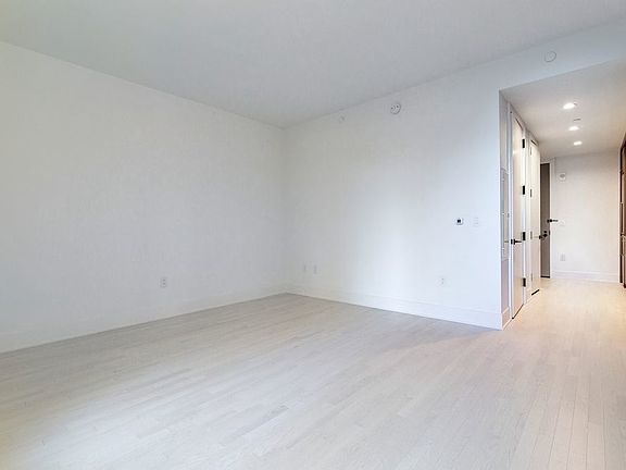 3rd image of 91 Leonard St #D11