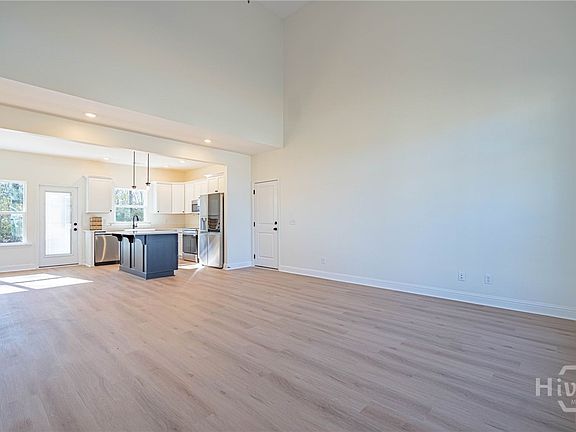3rd image of 121 Gabrielle Drive