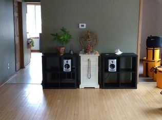 3220 N Booth St, Milwaukee, WI 53212