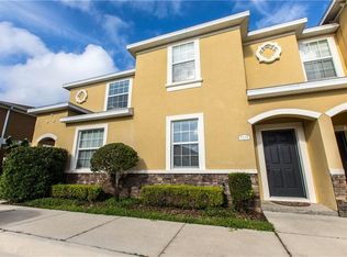2030 Greenwood Valley Dr, Plant City, FL 33563