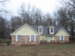 393 Rae Dr E, Munford, TN 38058