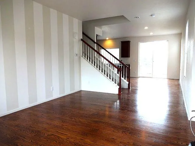 1848 Coach House Loop — Photo 2
