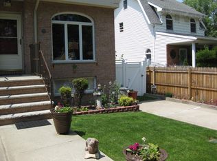 63 Waldron Ave, Staten Island, NY