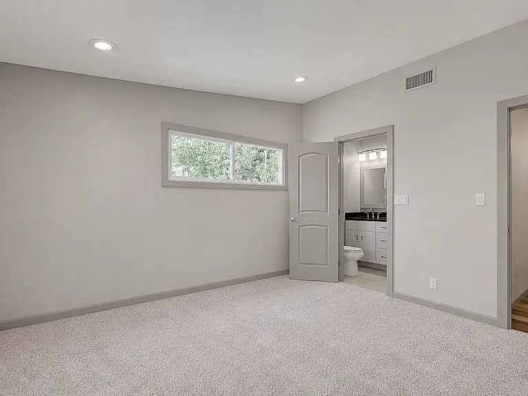 1396 Galway Ln #A — Photo 5