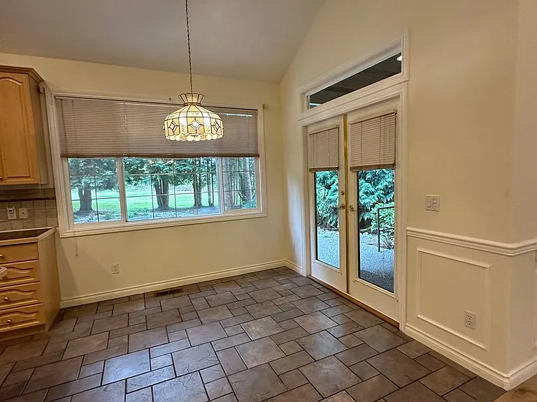 8616 Blue Grouse Way — Photo 41