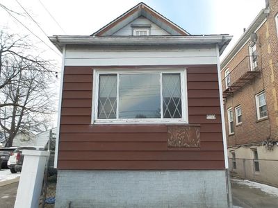 839 Clarence Avenue, Bronx, NY, 10465