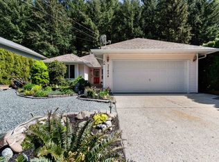 21454 Richmond Dr, Hope, BC V0X 1L1