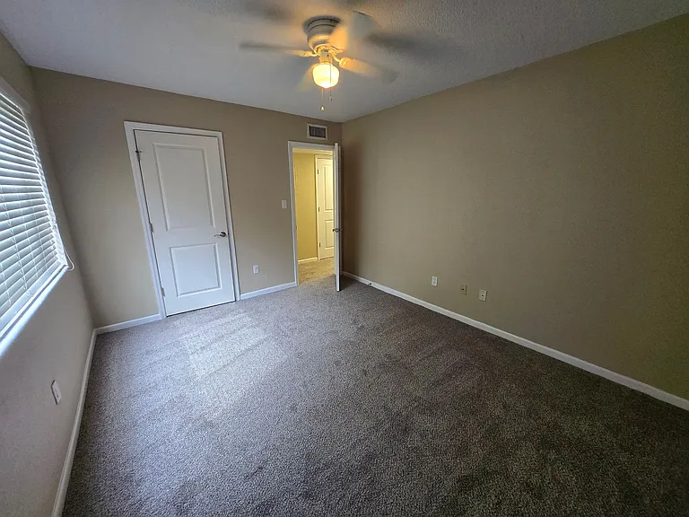 507 NW 39th Rd #106 — Photo 22