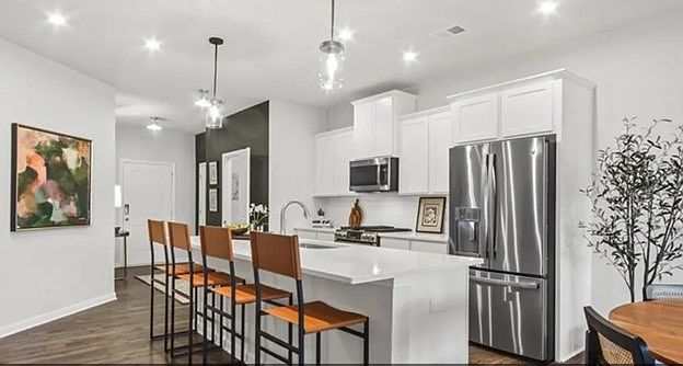 1st image of 167 Herrick Pl #28