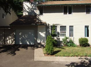 586 Fenster St, Eugene, OR 97401