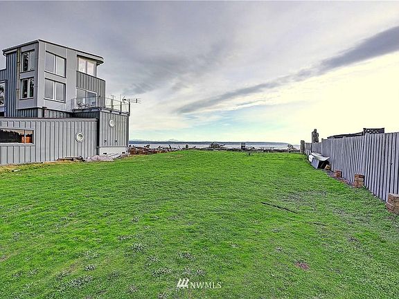 2nd image of 169 Driftwood Shores Rd