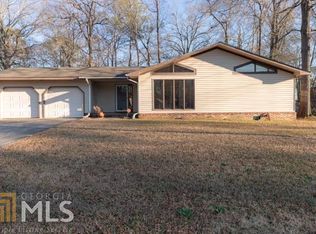 406 Gawin Dr, Warner Robins, GA 31093
