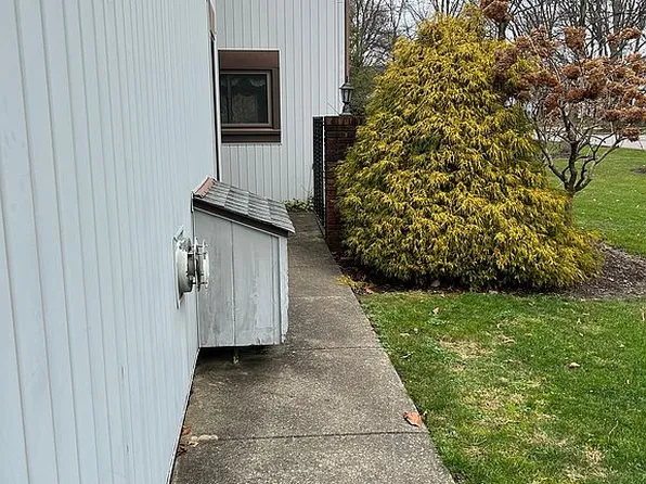 739 Spafford Oval, Northfield, OH 44067