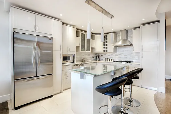 Sold by Prevu Real Estate, LLC | media 33