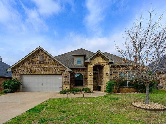 3rd image of 7335 Harvest Hill Dr