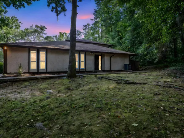 310 Westwood Dr, Tallahassee, FL 32304