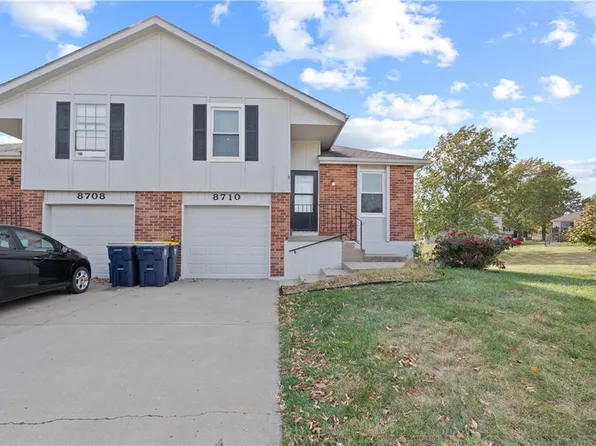 8710 N Chatham Ave, Kansas City, MO 64154