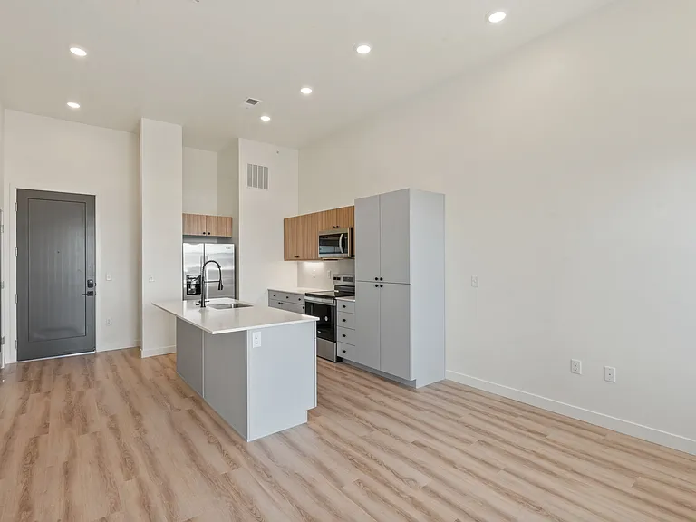 188 N 800th St E #2 — Photo 34