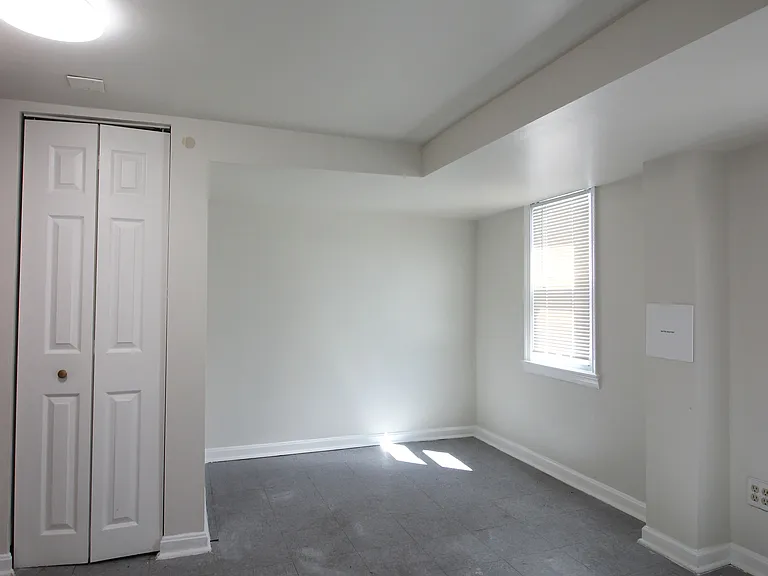 3719 Kemper Rd — Photo 2