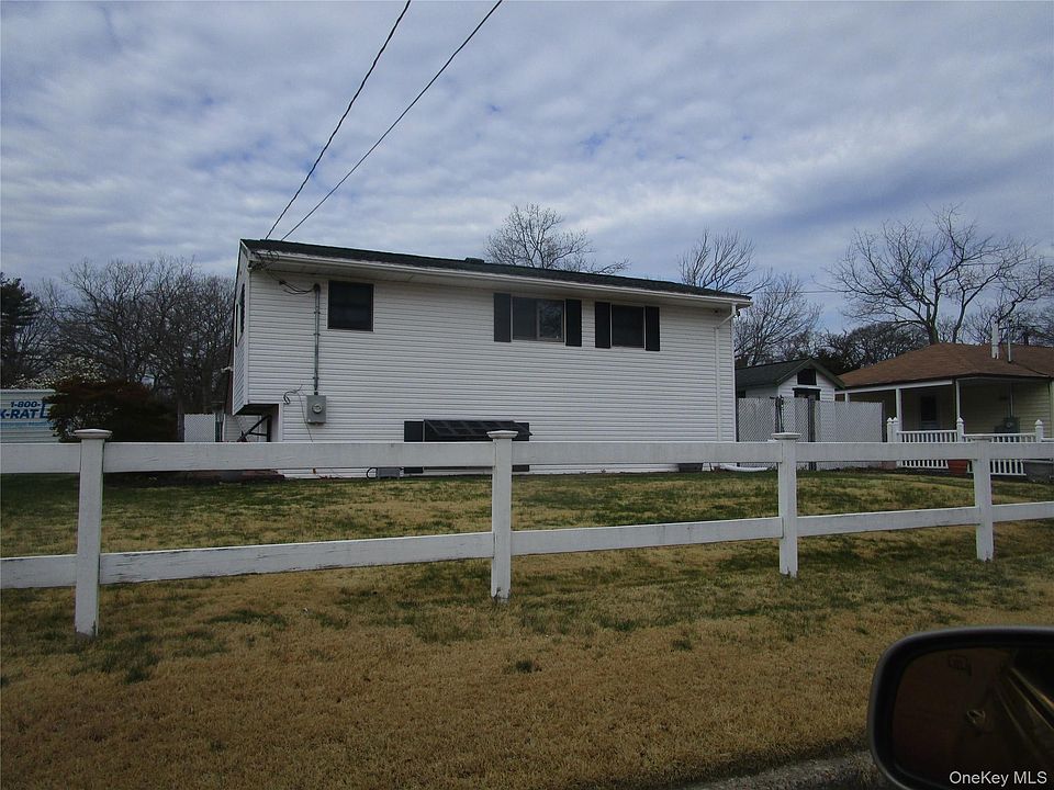 2nd image of 116 Holly Road