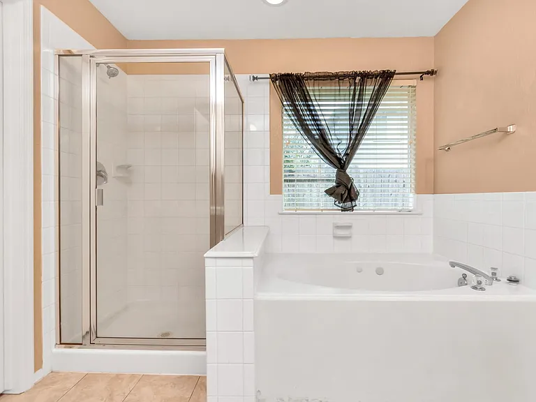 8506 Chancellorsville Ln — Photo 30