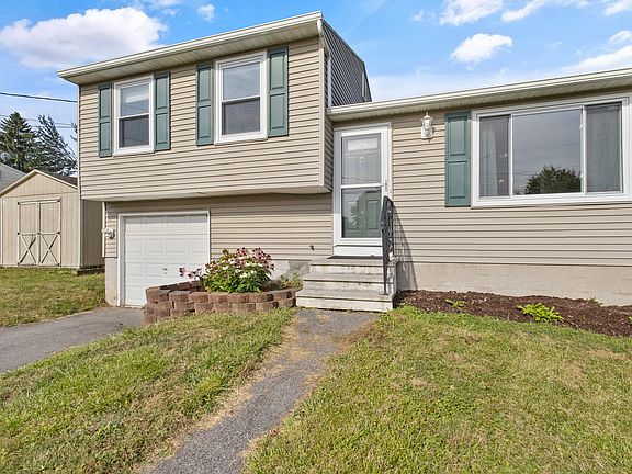 2nd image of 8245 Elaine Cir