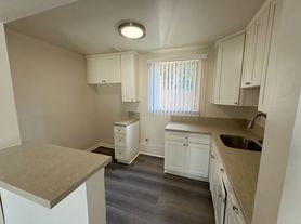 242 E. Del Amo Blvd.