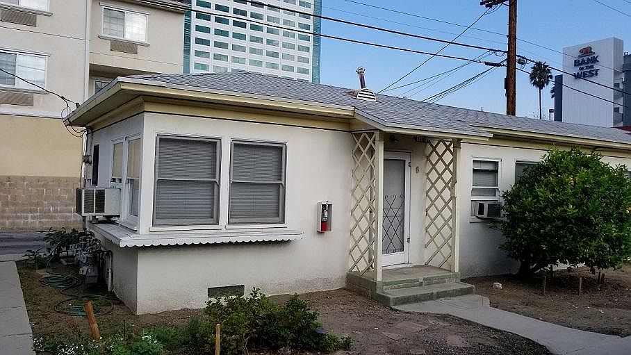 1st image of 141 N Kenwood St APT B