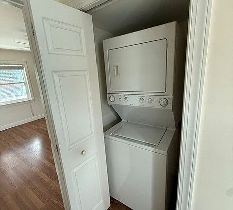 5th image of 9053 SE Bridge Rd #1