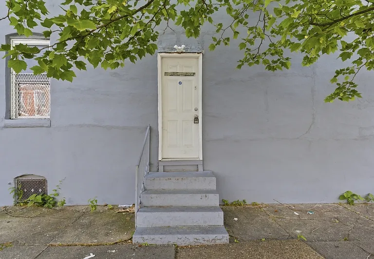 1101 S Carey St — Photo 16