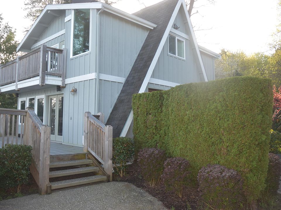 1st image of 4201 Berg Dr NW