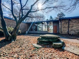 2244 Harmain Rd, Pittsburgh, PA 15235