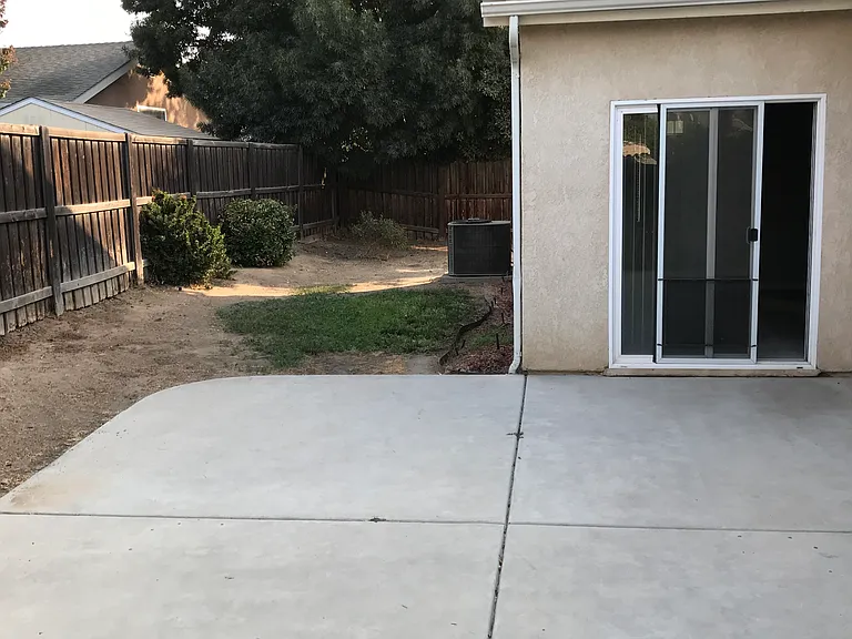 2240 Lorena Ave — Photo 19