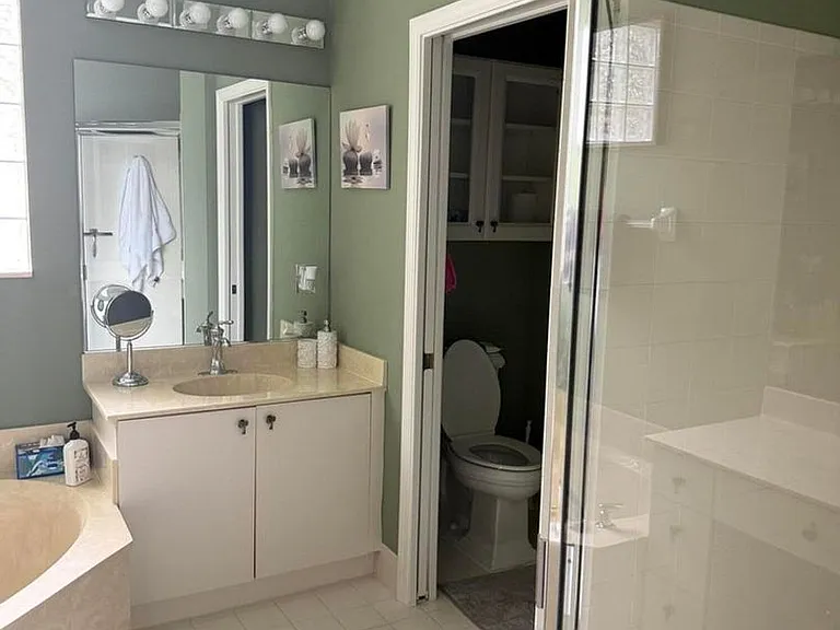 7936 Rockford Rd — Photo 13