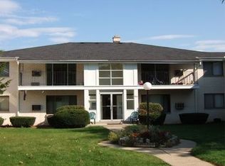 3840 S 84th St APT E6, Milwaukee, WI 53228