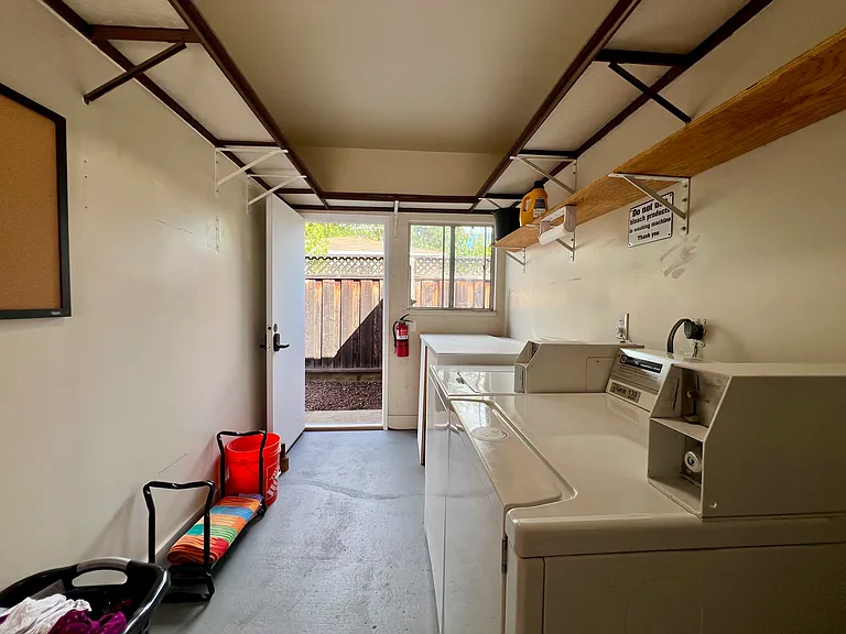 1909 San Ramon Ave #3 — Photo 32