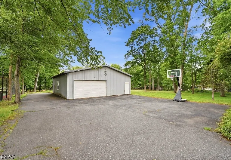 47 Crossbrook Rd — Photo 34
