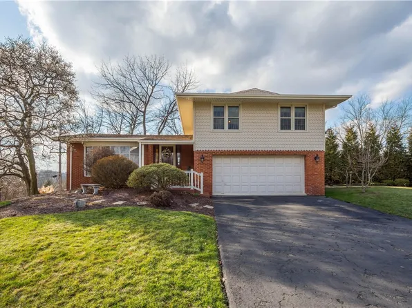 1812 Tragone Dr, Pittsburgh, PA 15241