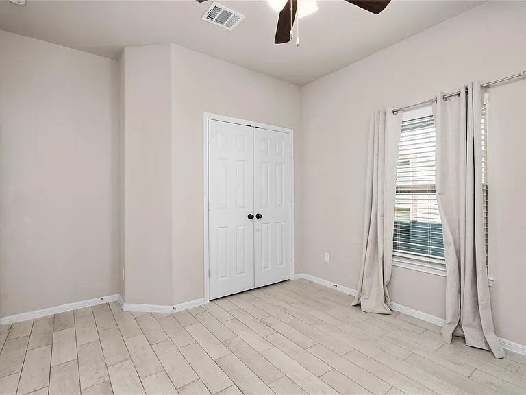 24717 Teton Hollow Trl — Photo 17
