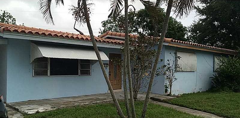 1st image of 1642 NW 10th Ave