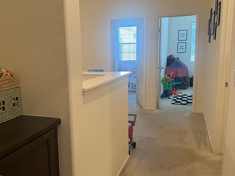 30395 Town Square Dr — Photo 5