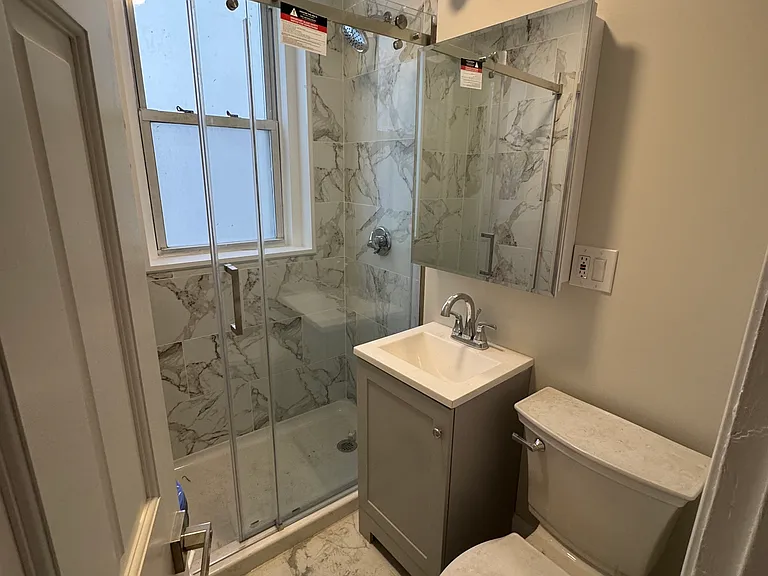 109 Strathmore Rd #11 — Photo 18