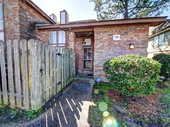 2nd image of 70 Cypress Grove Ct APT 29