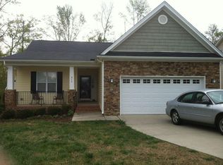 217 Rivendell Dr, Holly Springs, NC 27540