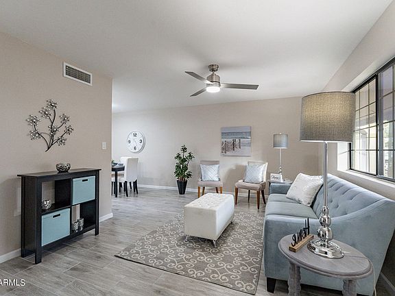 4th image of 1438 W LA JOLLA Drive