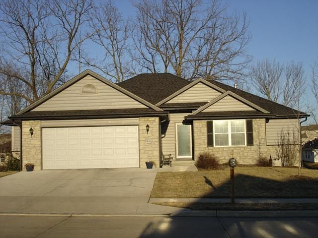1st image of 4006 Jungle Tree Dr
