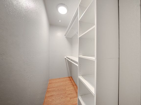 3rd image of 65 Linden Ave APT 2