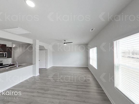 3rd image of 6028 Taramore Ln