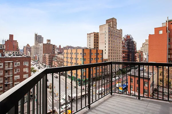 Rented by Greystar | media 4